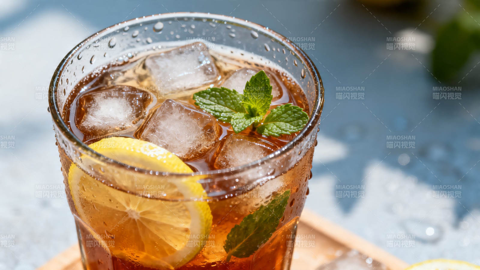 冰柠薄荷茶 清凉一夏图片