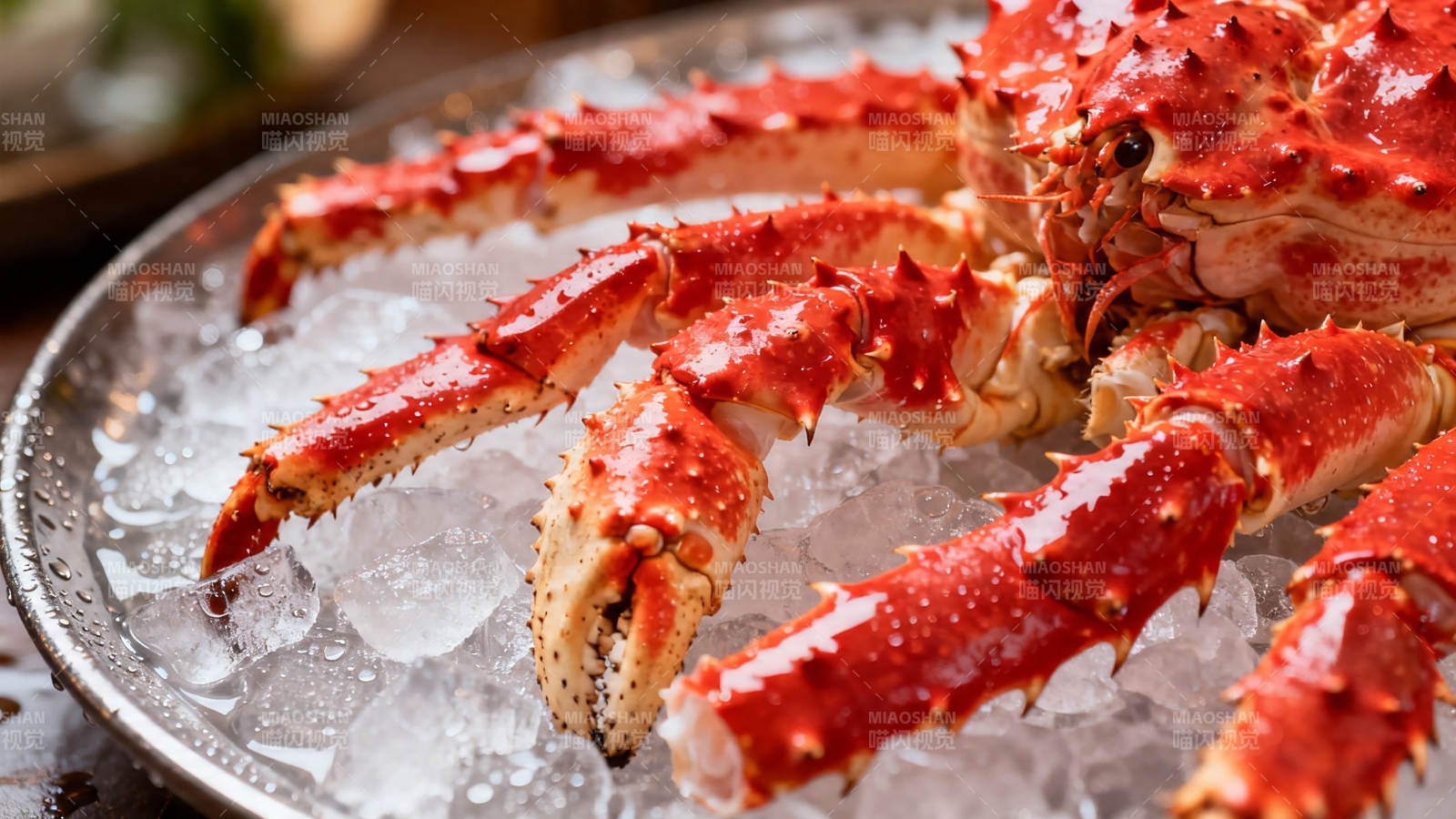 冰镇帝王蟹 鲜红诱人图片
