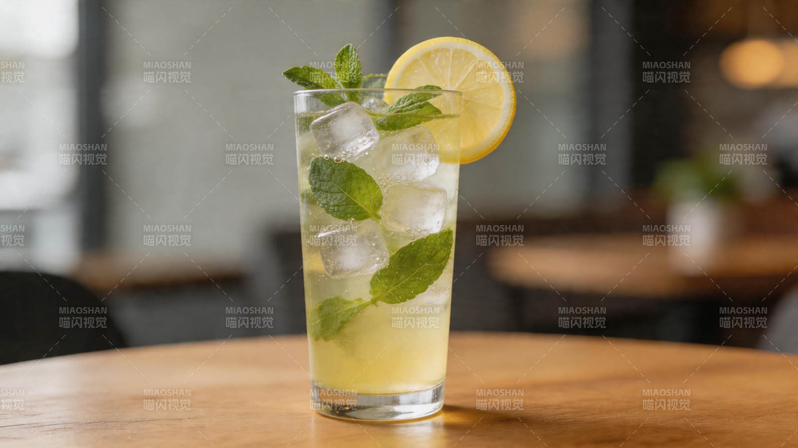 冰柠薄荷饮 清凉一夏图片