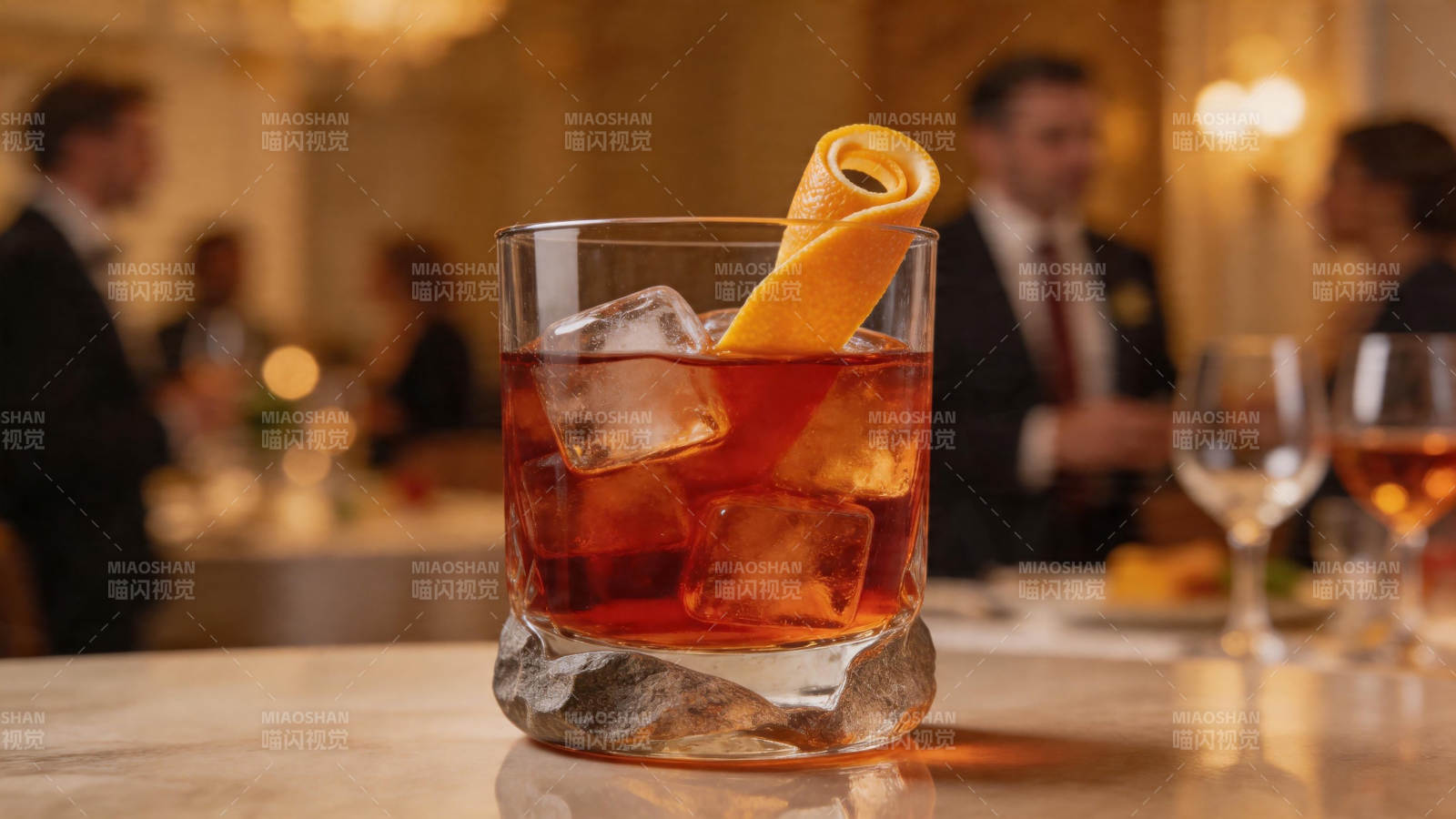 橙皮鸡尾酒 优雅晚宴焦点图片