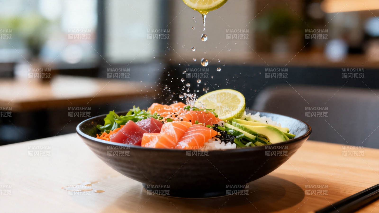 鲜鱼饭 青柠汁滴落瞬间图片