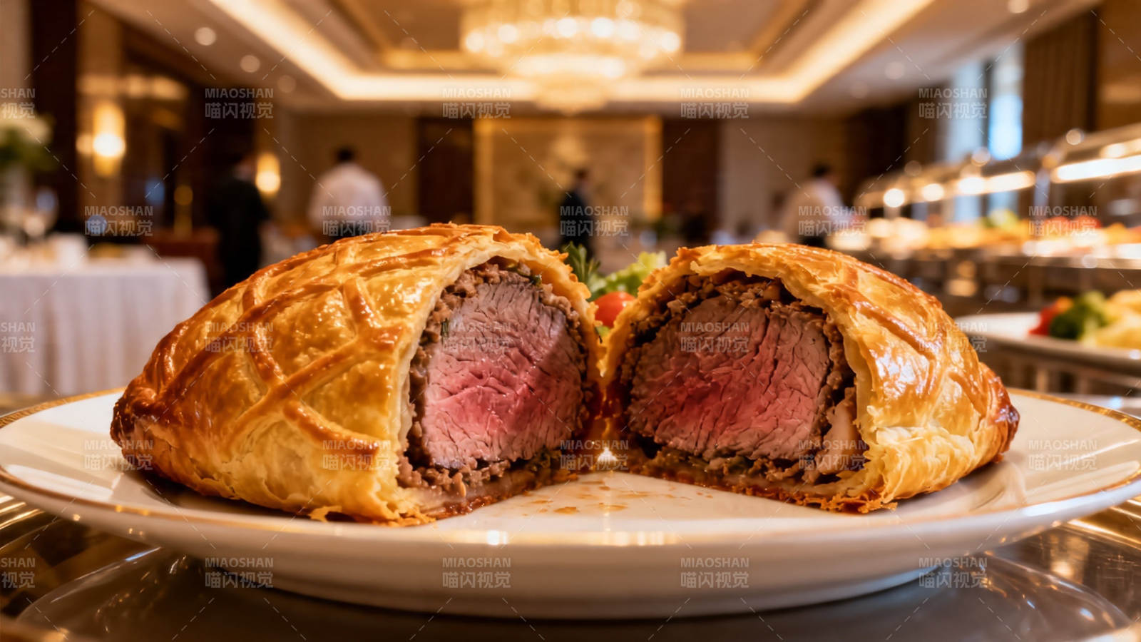 酥皮牛肉卷 内里粉嫩诱人图片