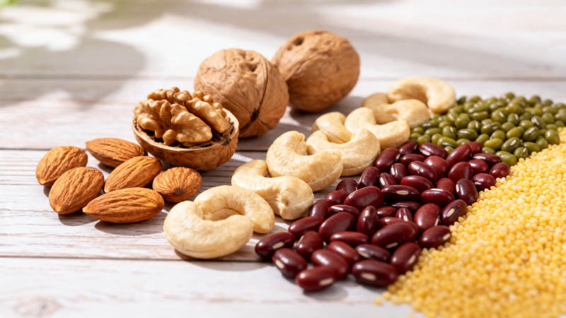 坚果豆类谷物健康组合图片