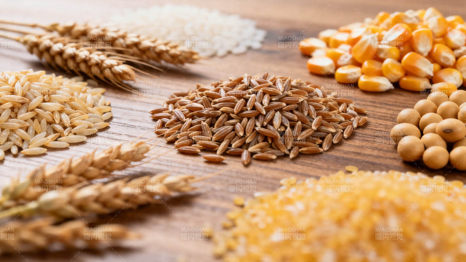 五谷杂粮丰收图图片