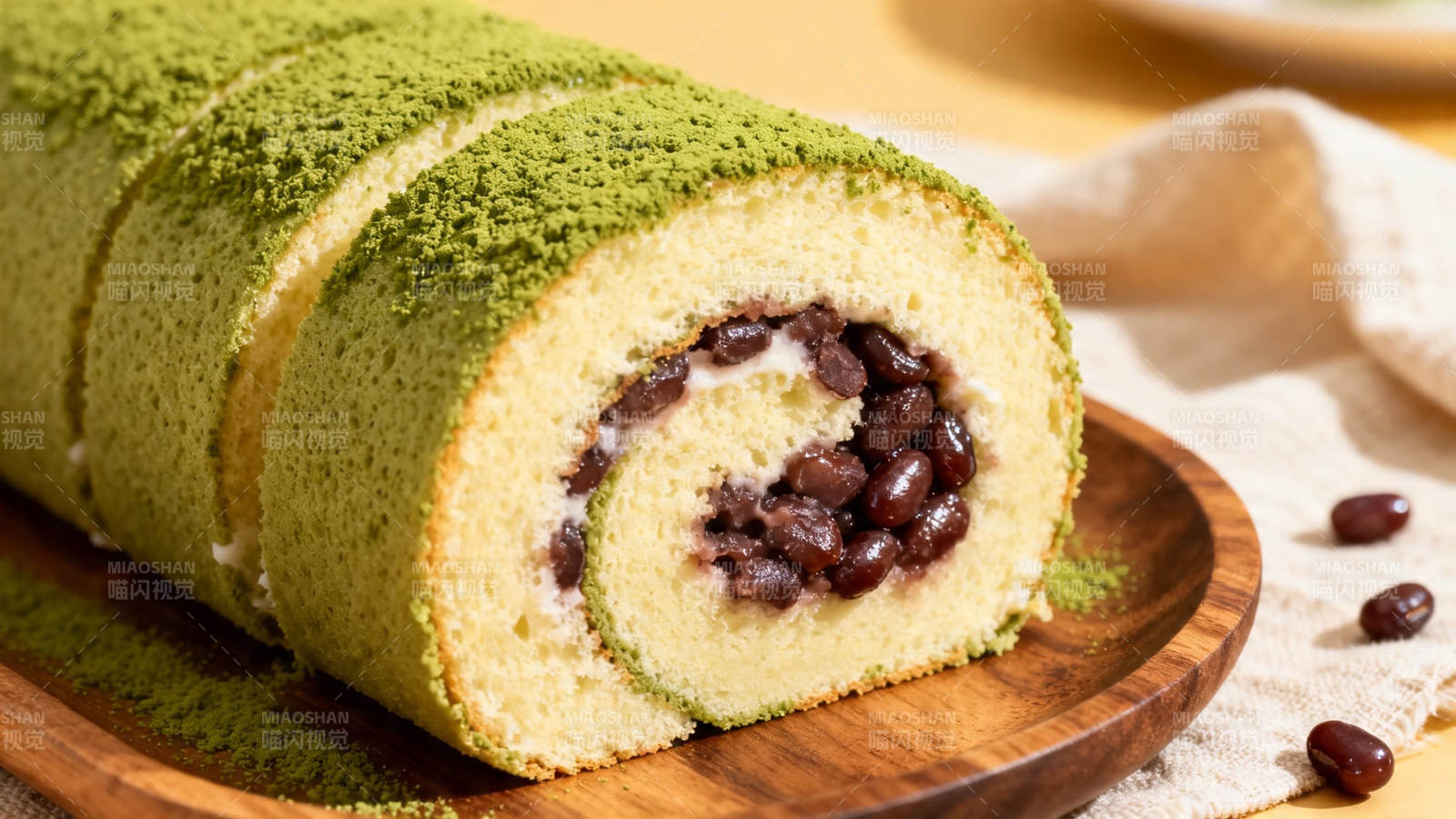 抹茶红豆蛋糕卷图片