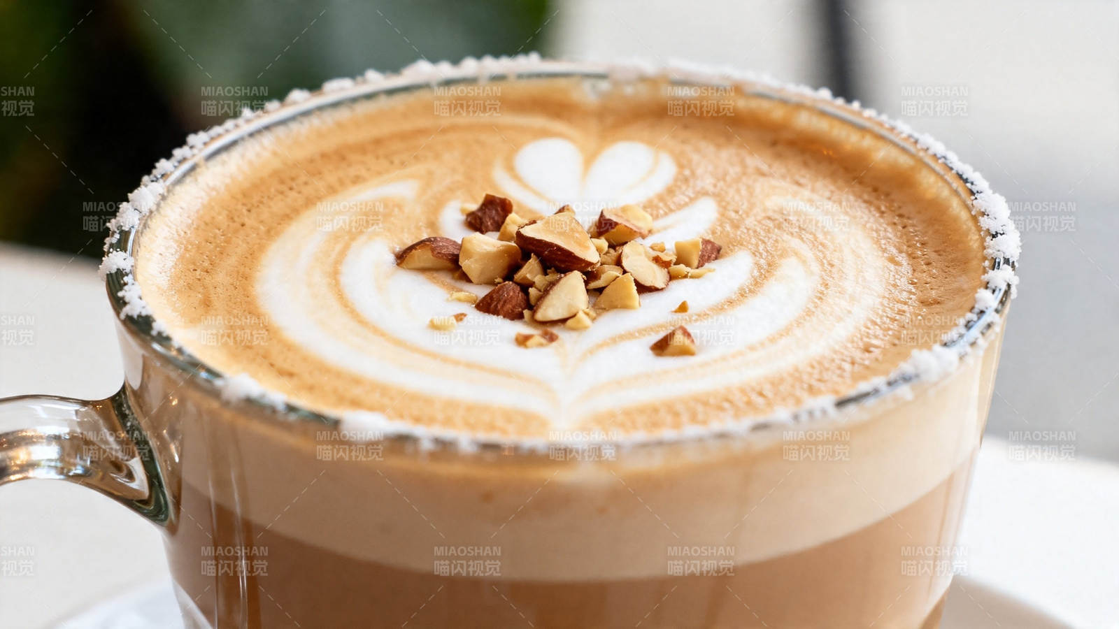 坚果拿铁 香浓诱人图片