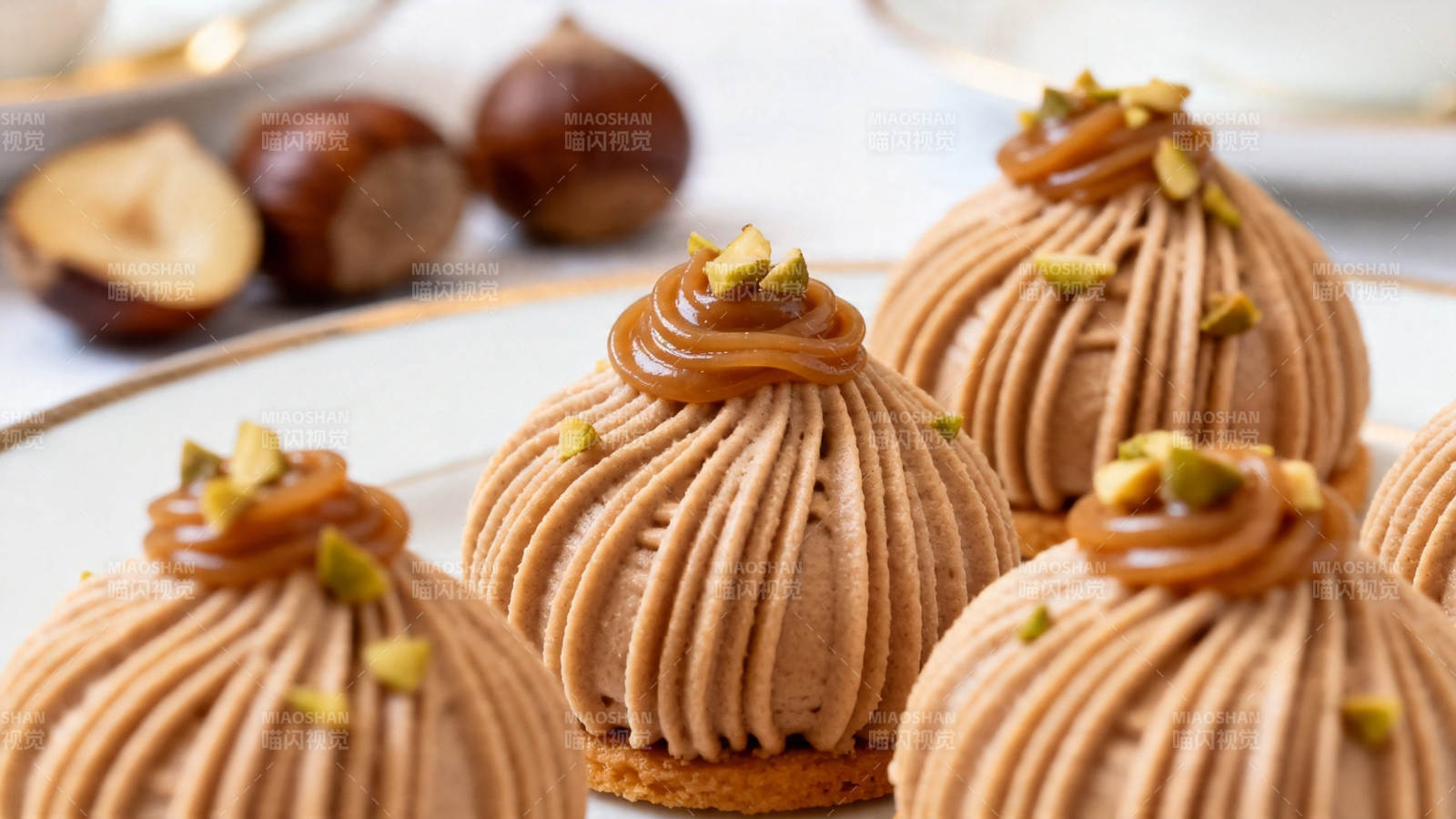栗子蒙布朗甜点特写图片