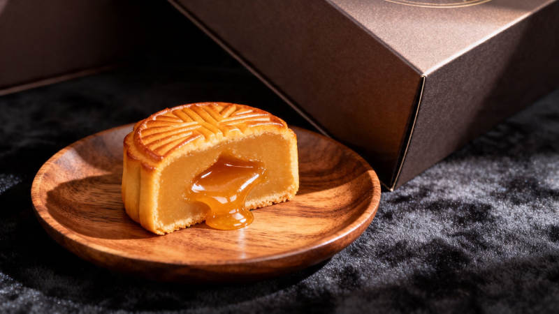 流心月饼 金黄诱人图片