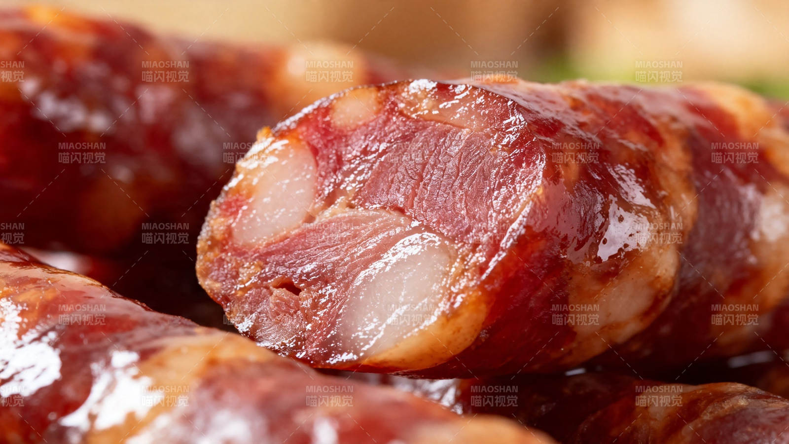 腊肠切片 油润诱人图片