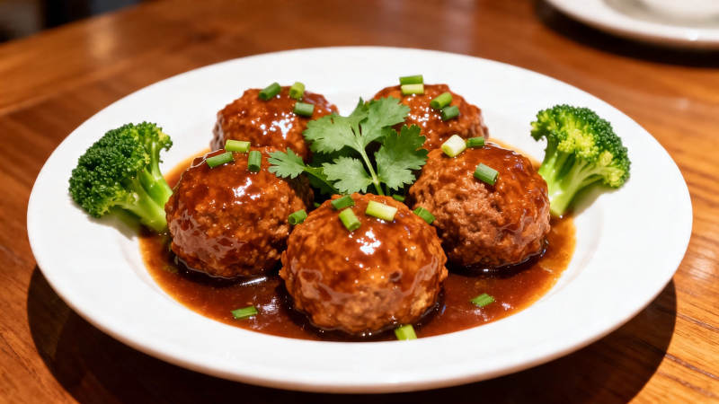 红烧狮子头配西兰花图片