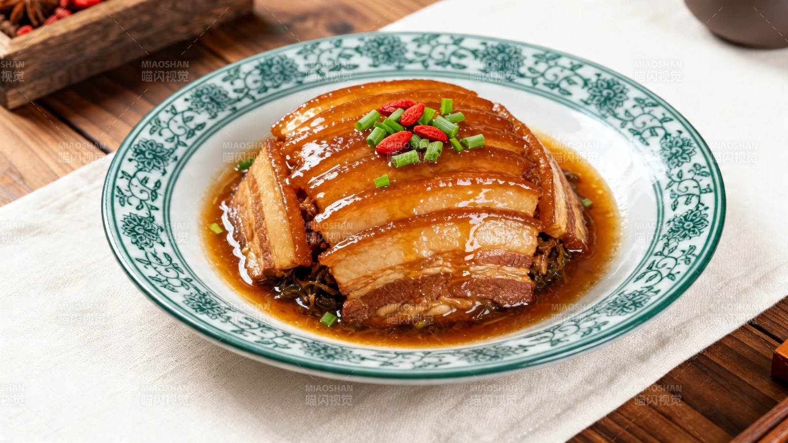 梅菜扣肉 香糯诱人图片