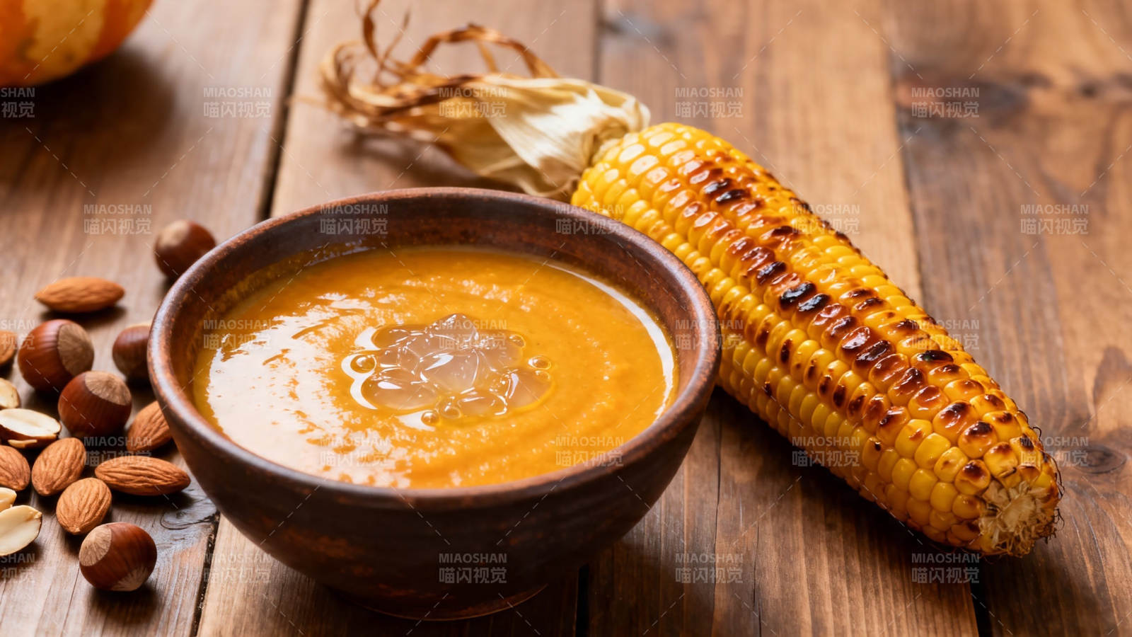 烤玉米配南瓜浓汤图片