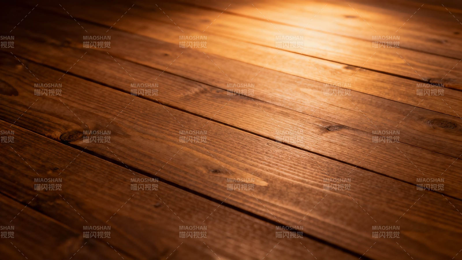 暖光下的木质地板纹理图片