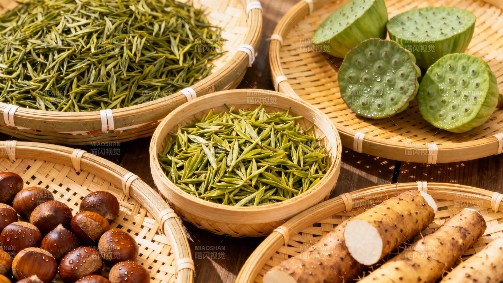 竹篮盛放的自然食材图片