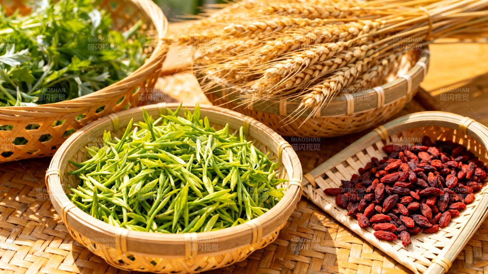 竹篮盛五谷 天然好食材图片
