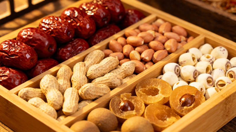 养生坚果红枣莲子拼盘图片