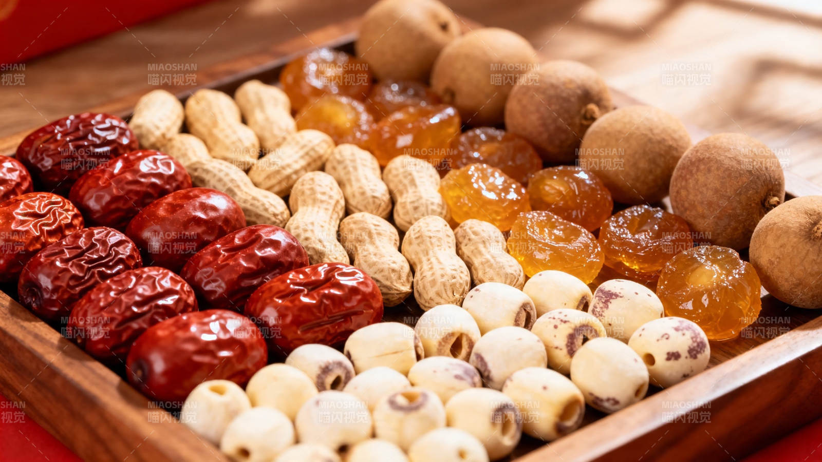 养生果盘 红枣花生桂圆莲子图片