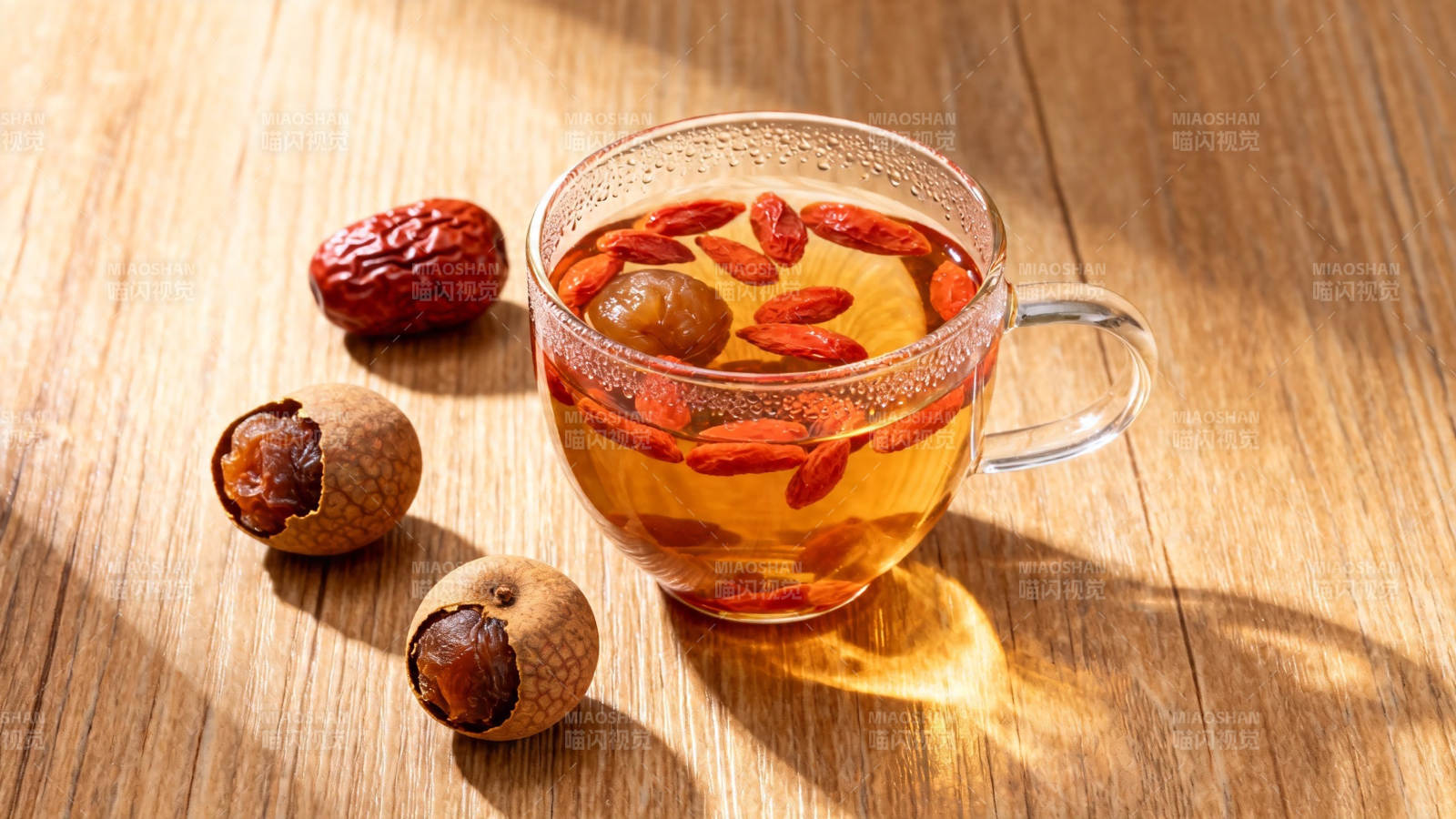 桂圆红枣枸杞茶图片