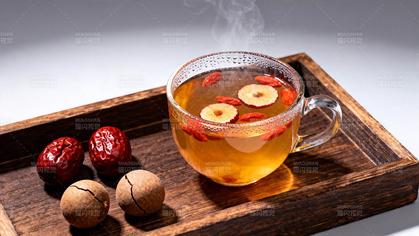 红枣枸杞茶 暖身养生饮图片