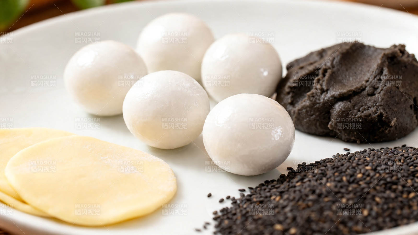 汤圆原料 糯米团 豆沙 芝麻图片