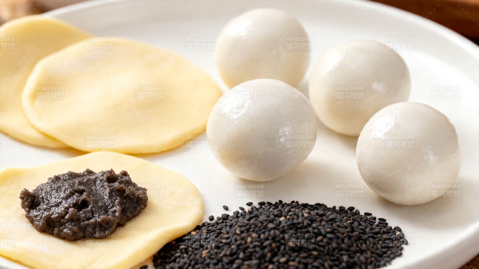 汤圆与芝麻馅制作过程图片