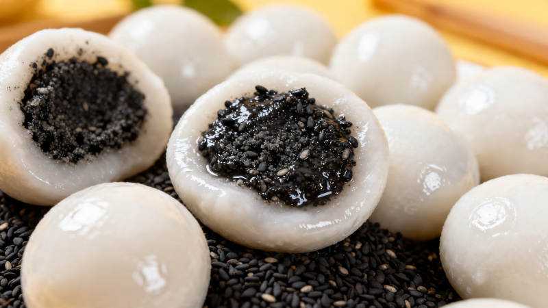 黑芝麻汤圆 软糯香甜图片
