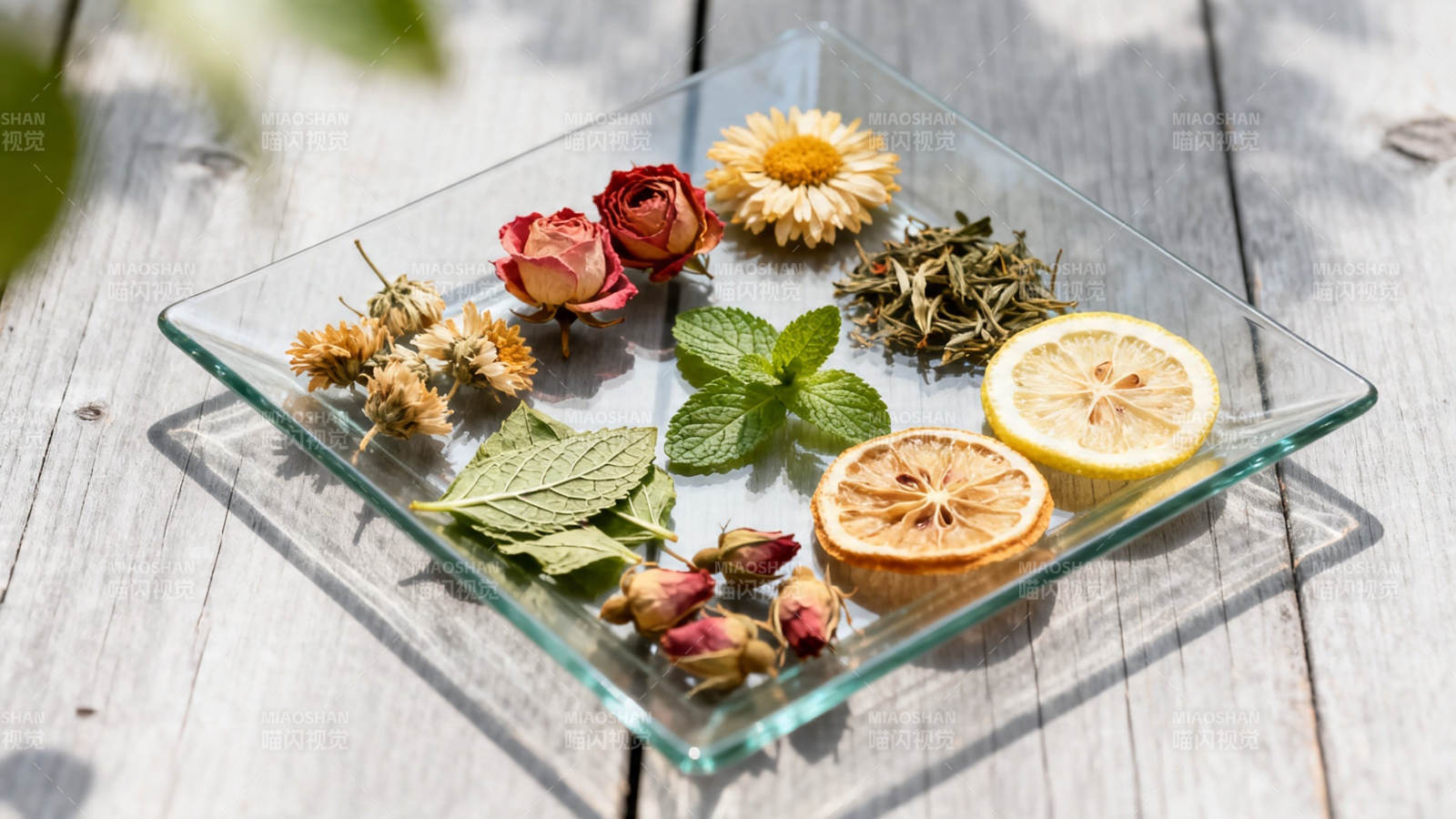 花果茶原料盘图片