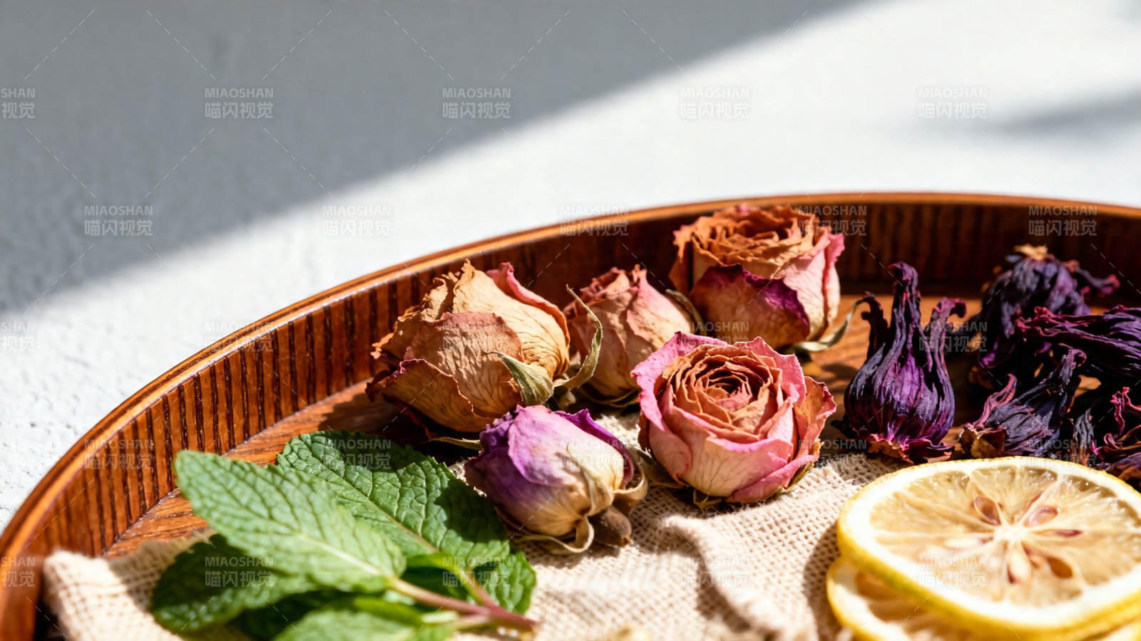 干花柠檬薄荷茶韵静美图片