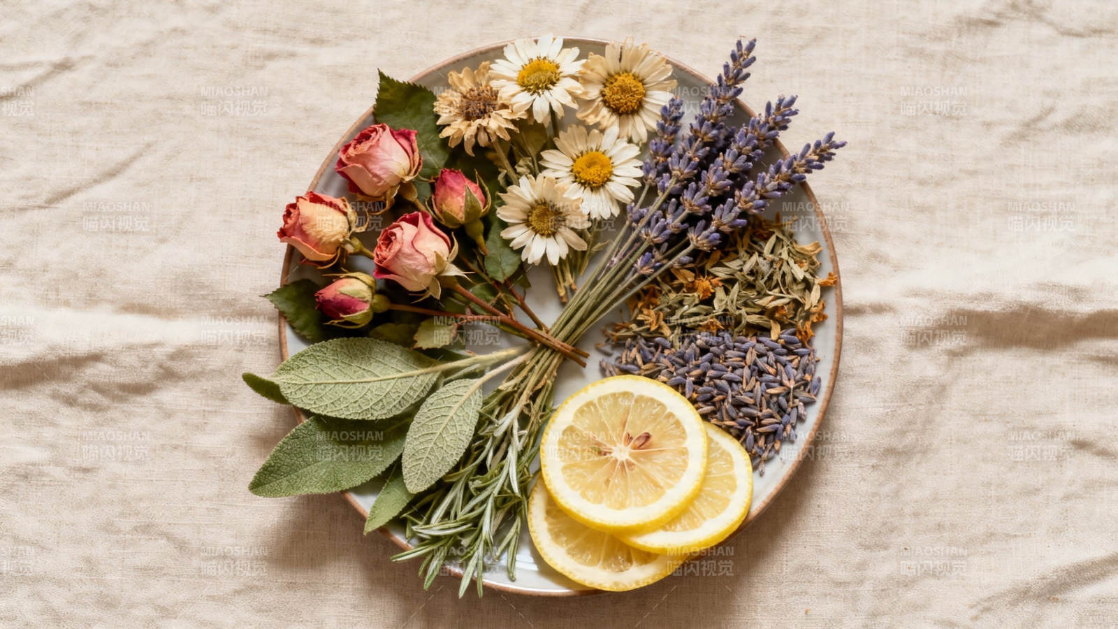 干花柠檬香草盘饰图片