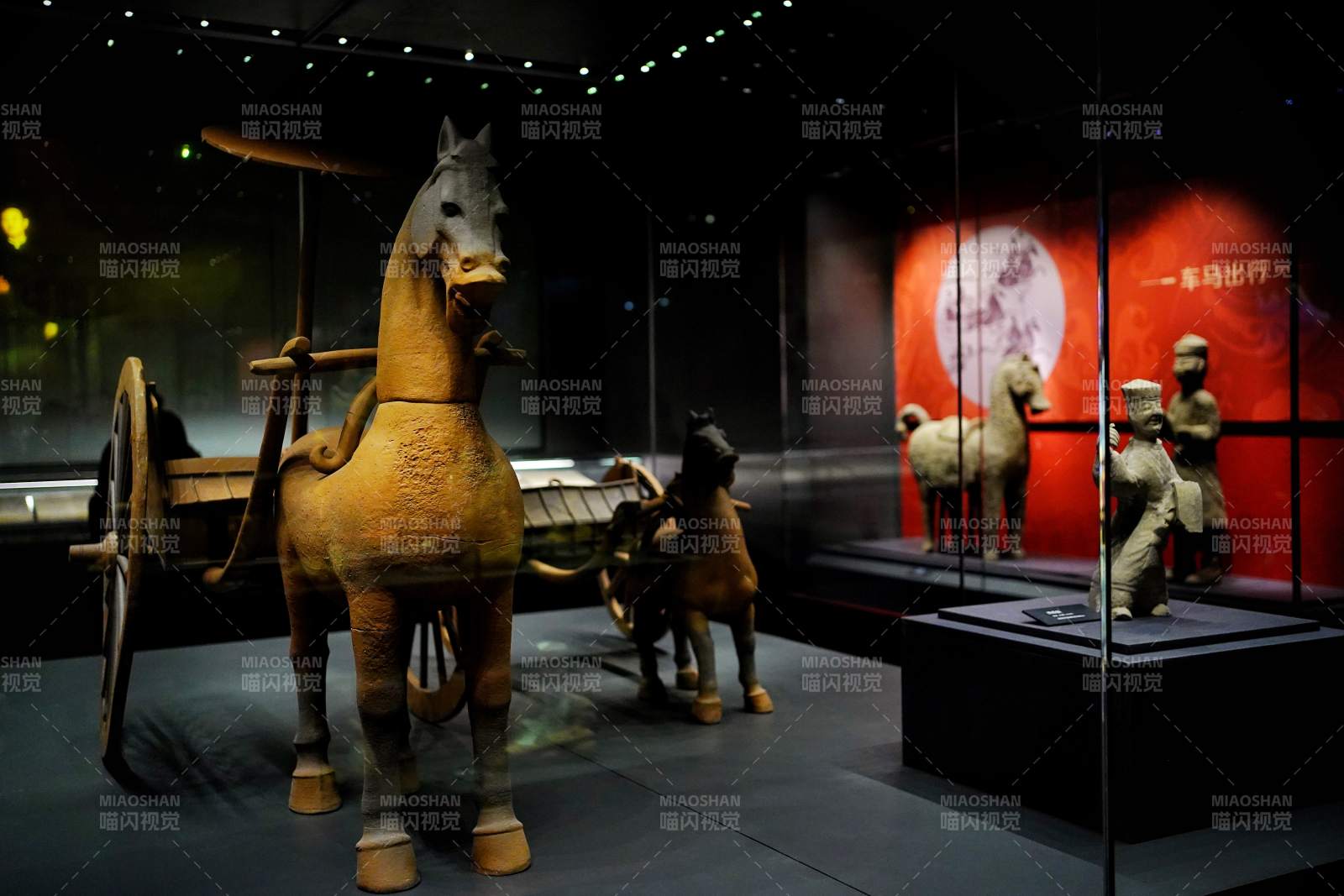 汉代陶车马俑展览图片