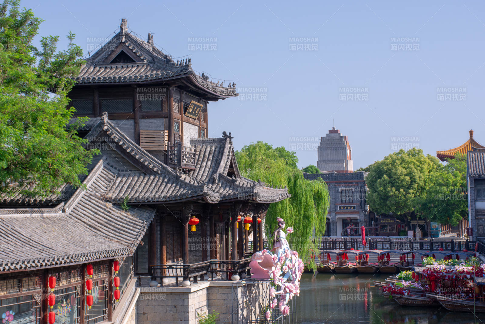 台儿庄古城古韵水乡 亭台映碧波图片
