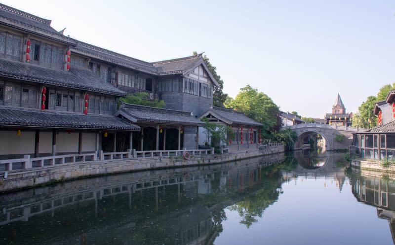 台儿庄古城水乡古韵 桥影人家图片