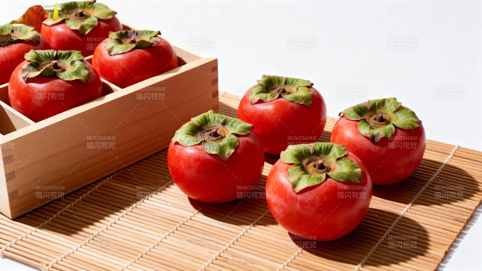 红柿如灯 秋意满盘图片