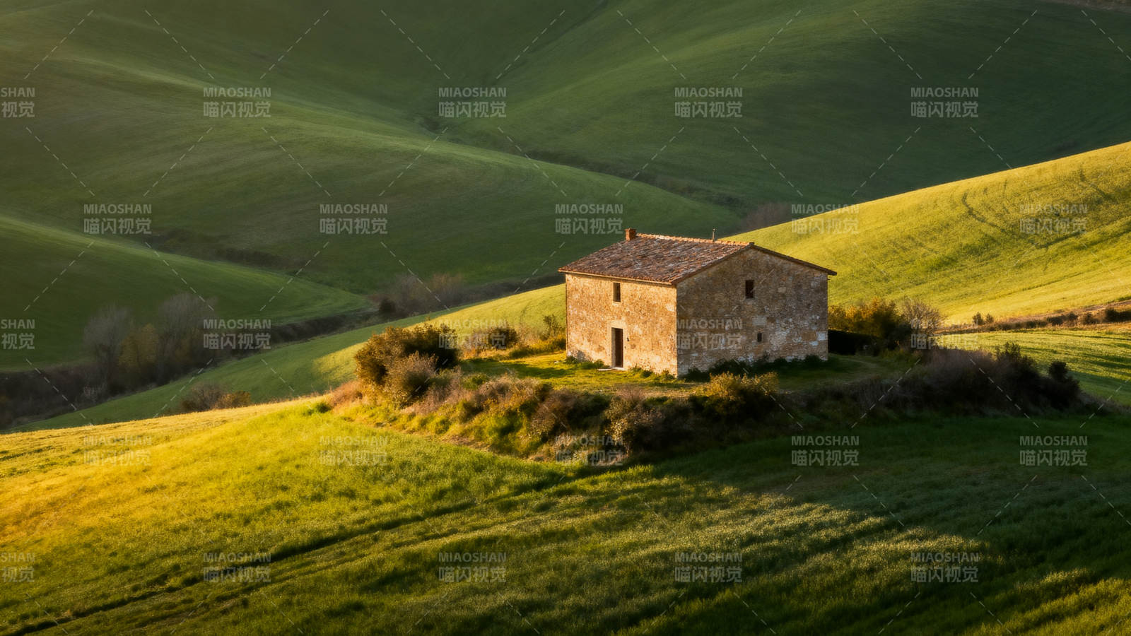 绿野孤屋 夕阳温柔图片