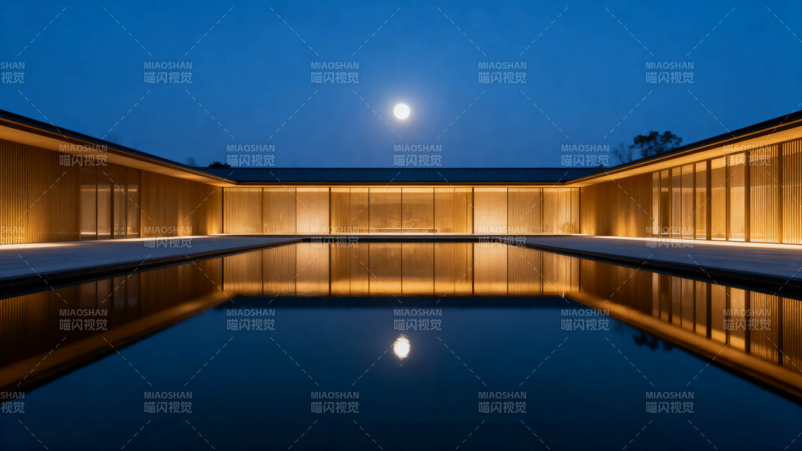 月夜庭院 水镜映光图片