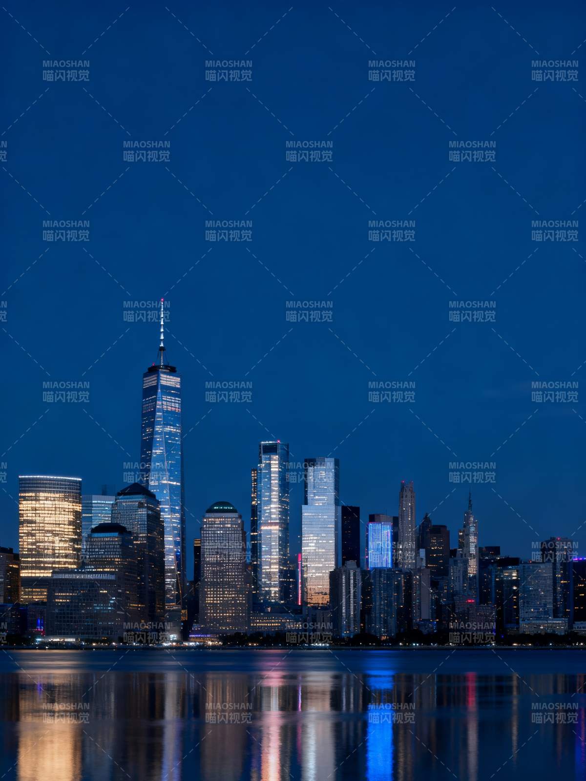 纽约夜景 世贸中心倒影图片