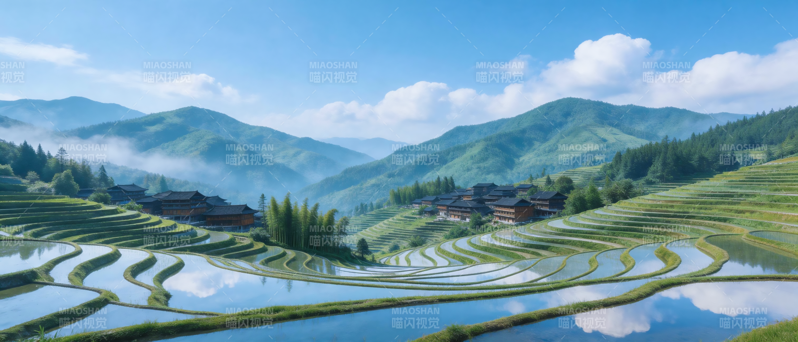 梯田映天 山居如画图片