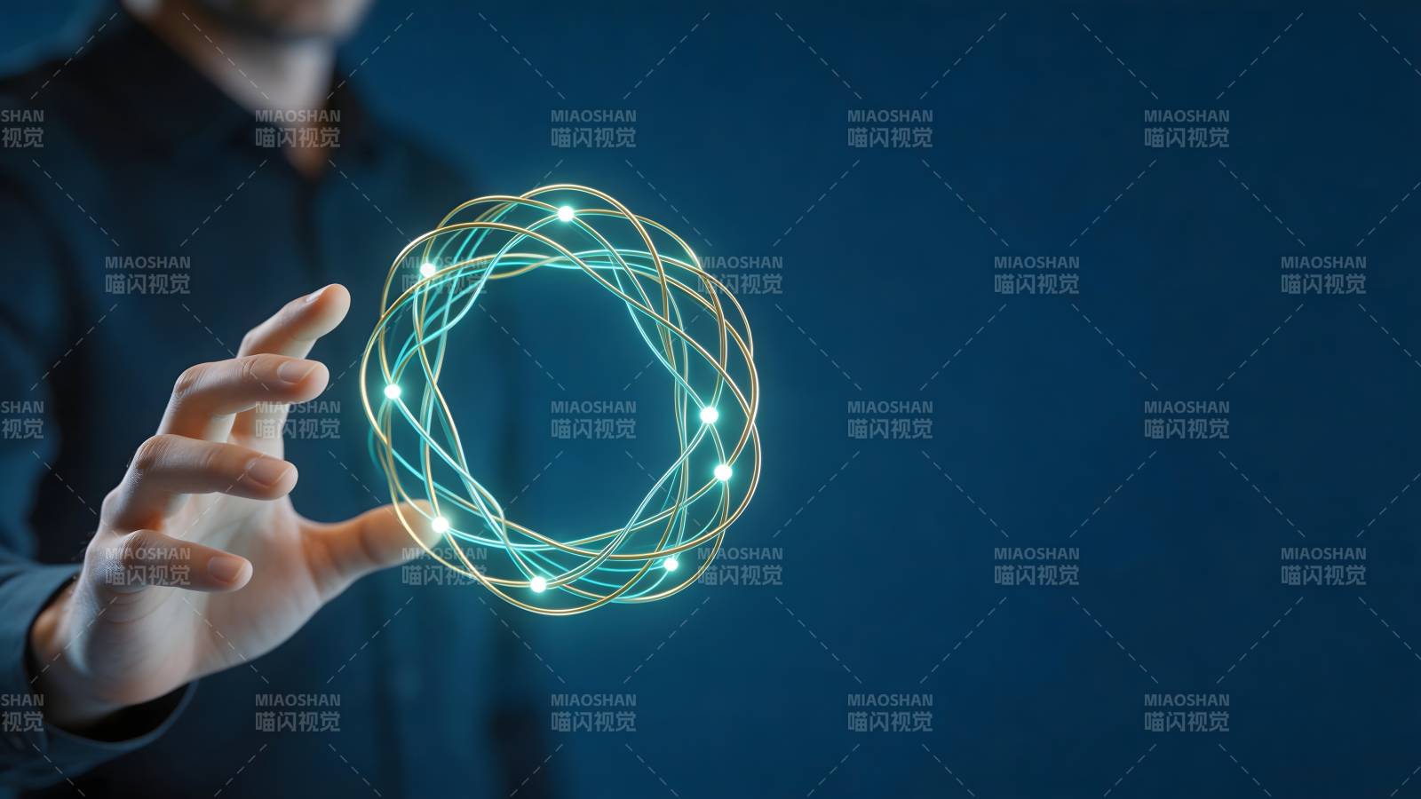 手握光环 科技未来触手可及图片