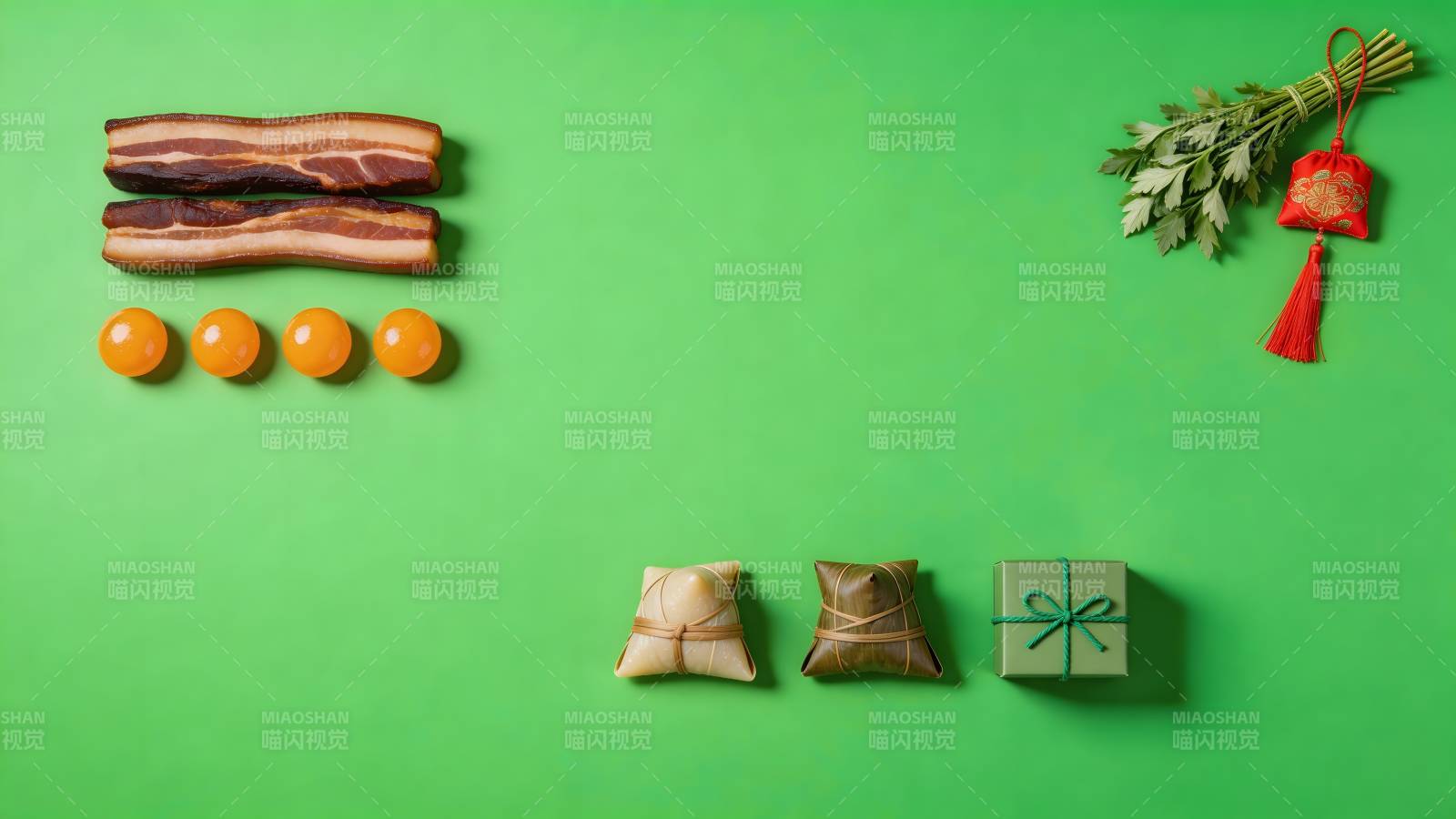 端午食材与礼盒绿底摆拍图片