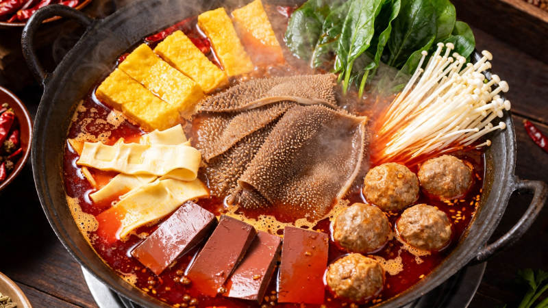 麻辣火锅盛宴 热气腾腾图片