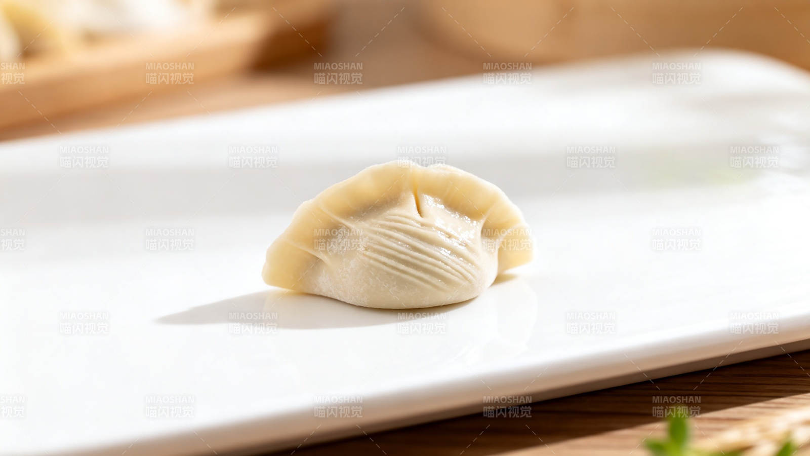 精致饺子 白盘独享图片