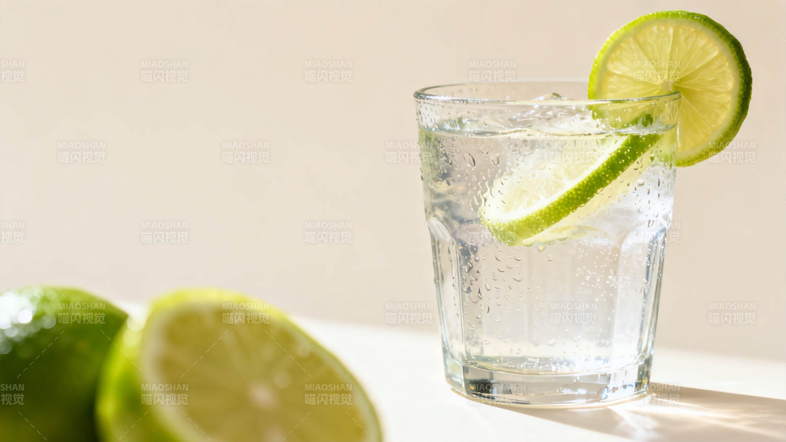 冰爽青柠水 清凉一夏图片