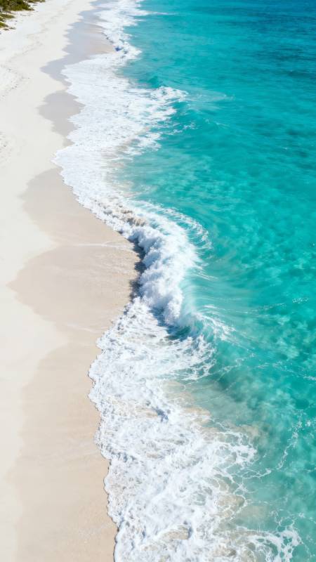 碧海白沙 浪花轻吻岸线图片
