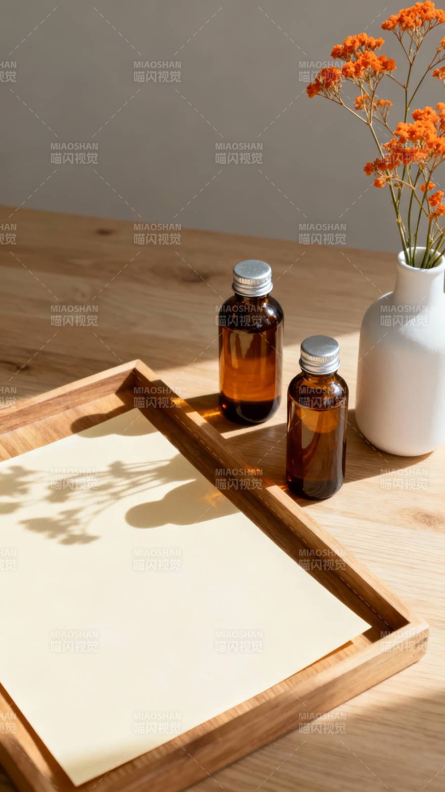 木盘香瓶 橙花静影图片