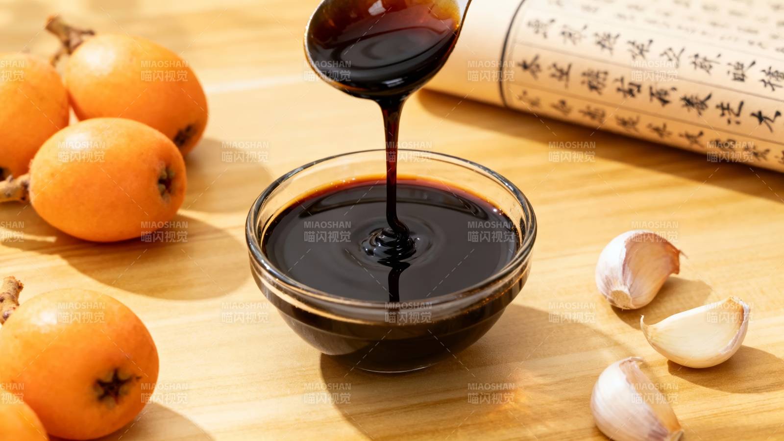 枇杷膏配蒜 养生新搭配图片