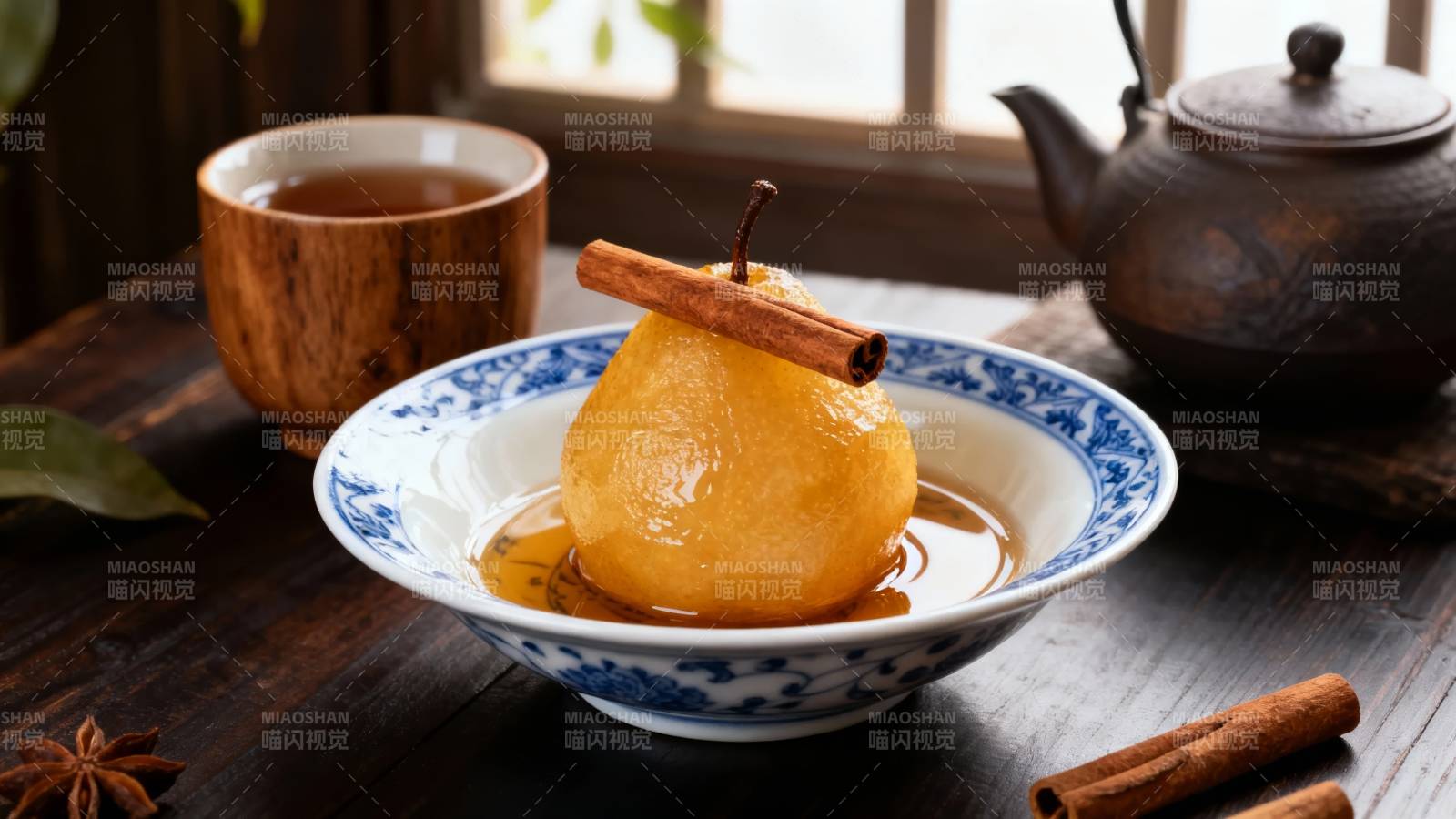 桂香梨汤暖秋意图片