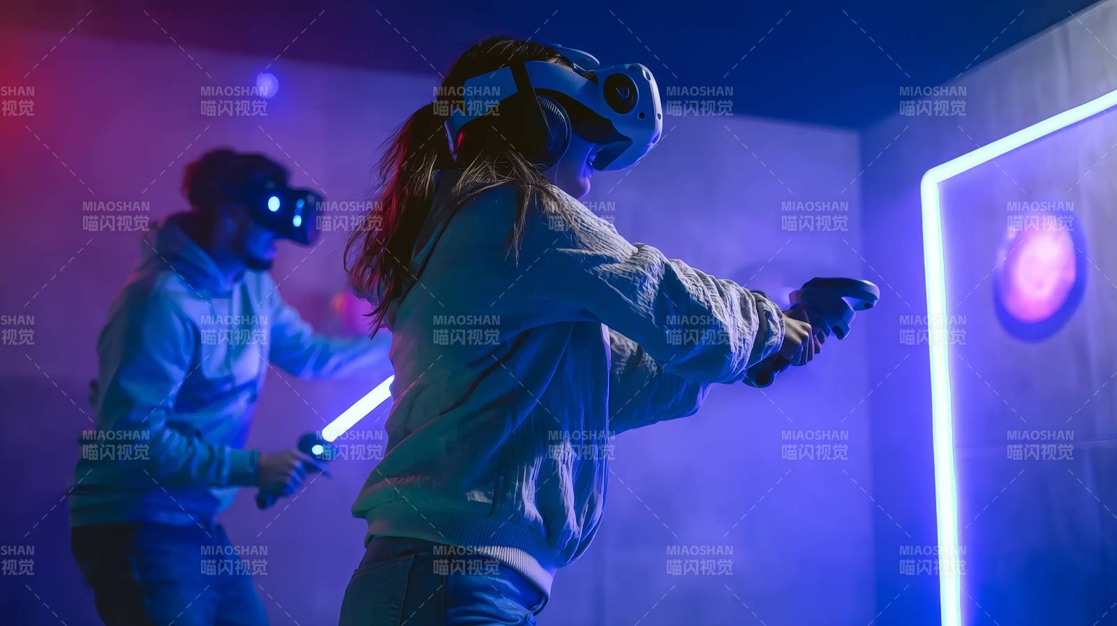 VR游戏 双人沉浸对战图片
