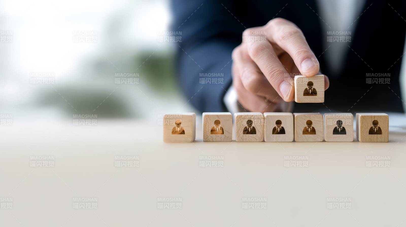 选人用人 精准匹配人才图片