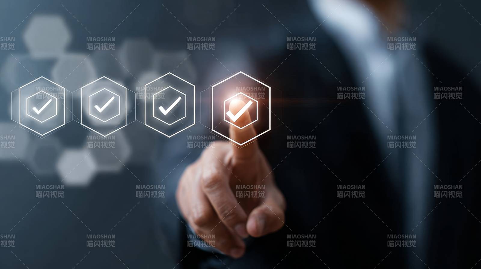 点击确认 智能选择图片