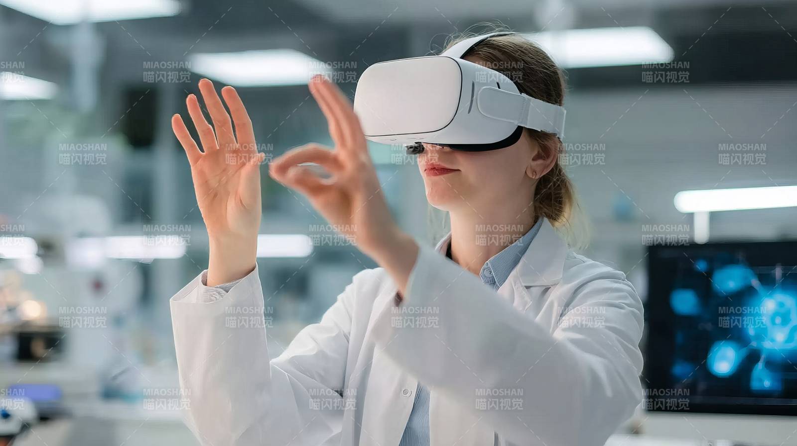 VR实验室 未来科技触手可及图片